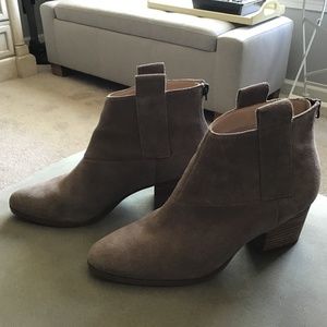 NWOT Sole Society Oskar Booties